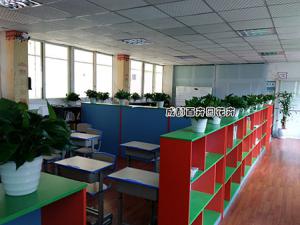 某学校绿植租赁案例及摆放效果图